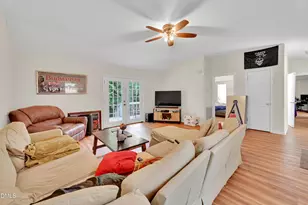 404 S Ash St, Greenville, NC 27858 - Photo 8