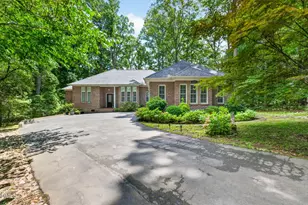 3239 Coventry Ct, Sanford, NC 27332 - Photo 6