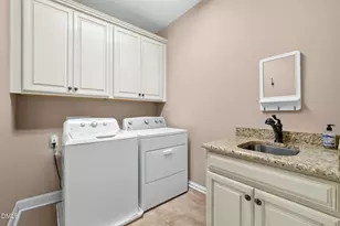 3239 Coventry Ct, Sanford, NC 27332 - Photo 34