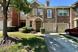 323 Longchamp Ln, Cary, NC 27519 - Photo 2