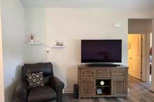 574 E Ridge Ave, Liberty, NC 27298 - Photo 10