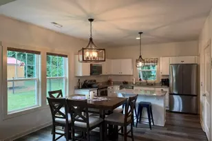574 E Ridge Ave, Liberty, NC 27298 - Photo 8
