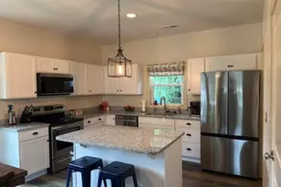 574 E Ridge Ave, Liberty, NC 27298 - Photo 6
