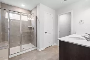 704 Crews Ct, Durham, NC 27703 - Photo 16