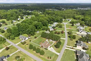101 Aspen Cir, Clayton, NC 27520 - Photo 4