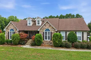 101 Aspen Cir, Clayton, NC 27520 - Photo 2