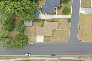500 Oakwood Ln, Graham, NC 27253 - Photo 30