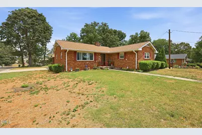 500 Oakwood Lane, Graham, NC 27253 - Photo 32