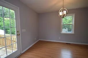 5725 Stone Crystal Dr, Fuquay Varina, NC 27526 - Photo 8
