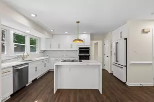 4409 Queenstown Ct, Raleigh, NC 27612 - Photo 20