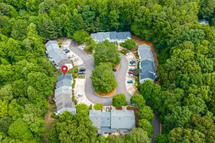 319 Orchard Park Dr, Cary, NC 27513 - Photo 4