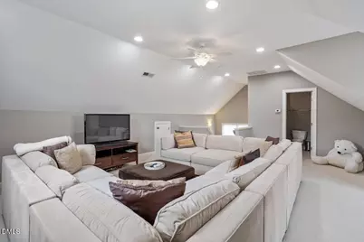 405 Jewell Drive, Chapel Hill, NC 27516 - Photo 44