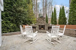 405 Jewell Dr, Chapel Hill, NC 27516 - Photo 10