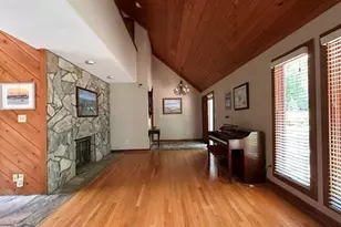 108 Silverwood Ln, Cary, NC 27518 - Photo 2