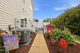 702 Village Lake Dr, Mebane, NC 27302 - Photo 24