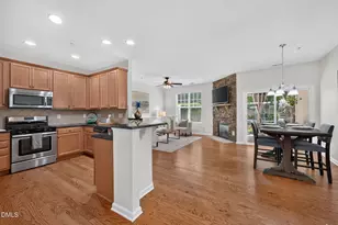 407 Stockton Gorge Rd, Morrisville, NC 27560 - Photo 2