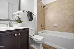 100 Oaks End Dr, Holly Springs, NC 27540 - Photo 8