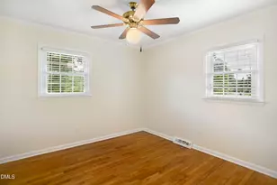 400 Blackmon St, Four Oaks, NC 27524 - Photo 18
