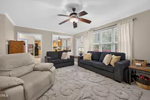 108 Bennett Pl, Clayton, NC 27527 - Photo 16