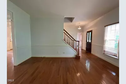 102 Longstock Court, Cary, NC 27513 - Photo 2