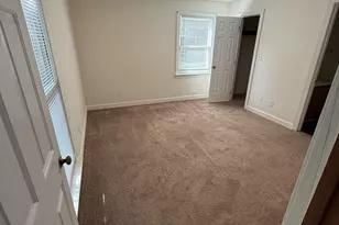 3511 Ivy Commons Dr, Raleigh, NC 27606 - Photo 4