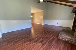 200 Glen Bonnie Ln, Cary, NC 27511 - Photo 4
