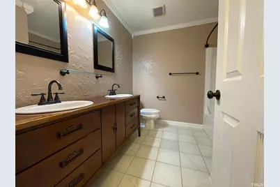 200 Glen Bonnie Lane, Cary, NC 27511 - Photo 20