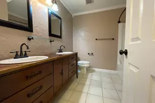 200 Glen Bonnie Ln, Cary, NC 27511 - Photo 20