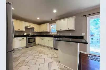 200 Glen Bonnie Lane, Cary, NC 27511 - Photo 14