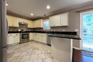 200 Glen Bonnie Ln, Cary, NC 27511 - Photo 14