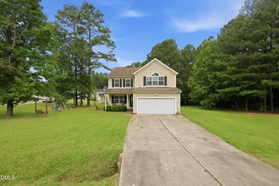 501 Wade Drive, Sanford, NC 27330 - Photo 2