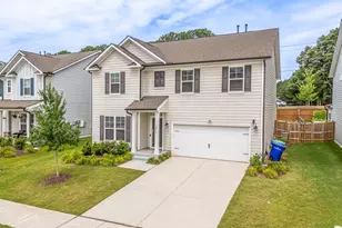 3917 Table Rock Dr, Fuquay Varina, NC 27526 - Photo 2