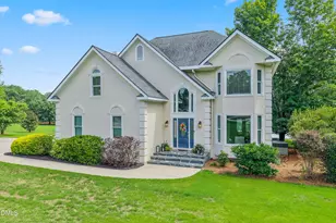 3412 Queen Ann Dr E, Clayton, NC 27527 - Photo 2