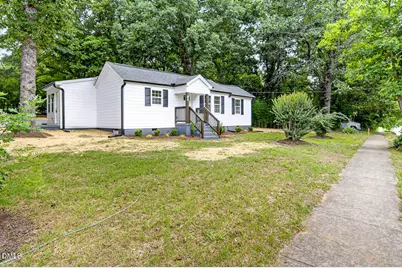 421 E Webb Street, Mebane, NC 27302 - Photo 2