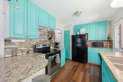 540 W Chisholm Street, Sanford, NC 27330 - Photo 16
