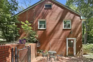 540 W Chisholm St, Sanford, NC 27330 - Photo 6