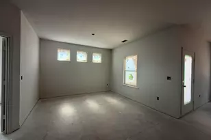 305 Allegheny Dr, Sanford, NC 27330 - Photo 8