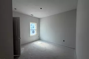 305 Allegheny Dr, Sanford, NC 27330 - Photo 14