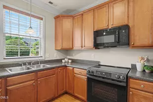 2719 Andover Glen Rd, Raleigh, NC 27604 - Photo 10