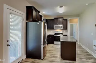107 E Cultivator Way, Clayton, NC 27520 - Photo 4