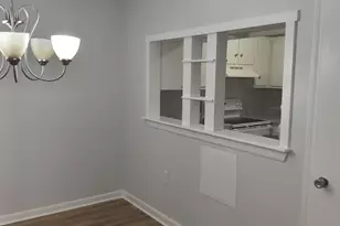 500 Umstead Dr, Chapel Hill, NC 27516 - Photo 2