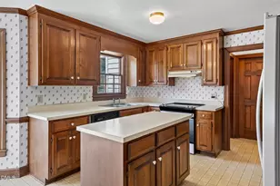 8220 Harps Mill Rd, Raleigh, NC 27615 - Photo 26