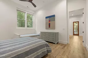 1200 Roosevelt Dr, Chapel Hill, NC 27514 - Photo 50