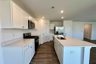 258 Bay Laurel Dr, Sanford, NC 27332 - Photo 10