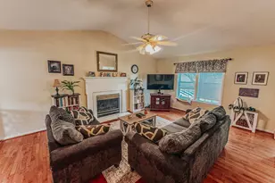 210 Alice Dr, Garner, NC 27529 - Photo 4