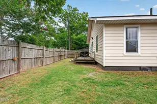 301 E Divine St, Dunn, NC 28334 - Photo 32