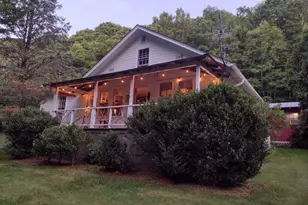 659 Chestnut Grove Rd, Spruce Pine, NC 28777 - Photo 2