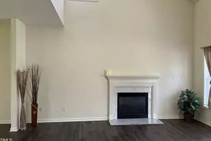 2604 Farlow Gap Ln, Raleigh, NC 27603 - Photo 4