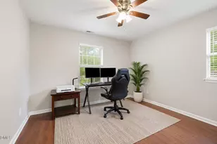 200 Old Spring Hill Ln, Fuquay-Varina, NC 27526 - Photo 4