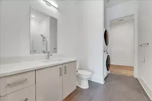 2441 Campus Shore Dr, Raleigh, NC 27606 - Photo 8